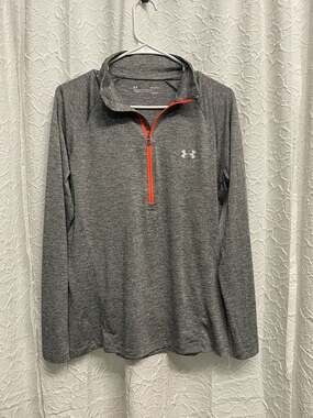 Under Armour Tech Twist 1/2 Zip Long Sleeve Size LG Gray HeatGear